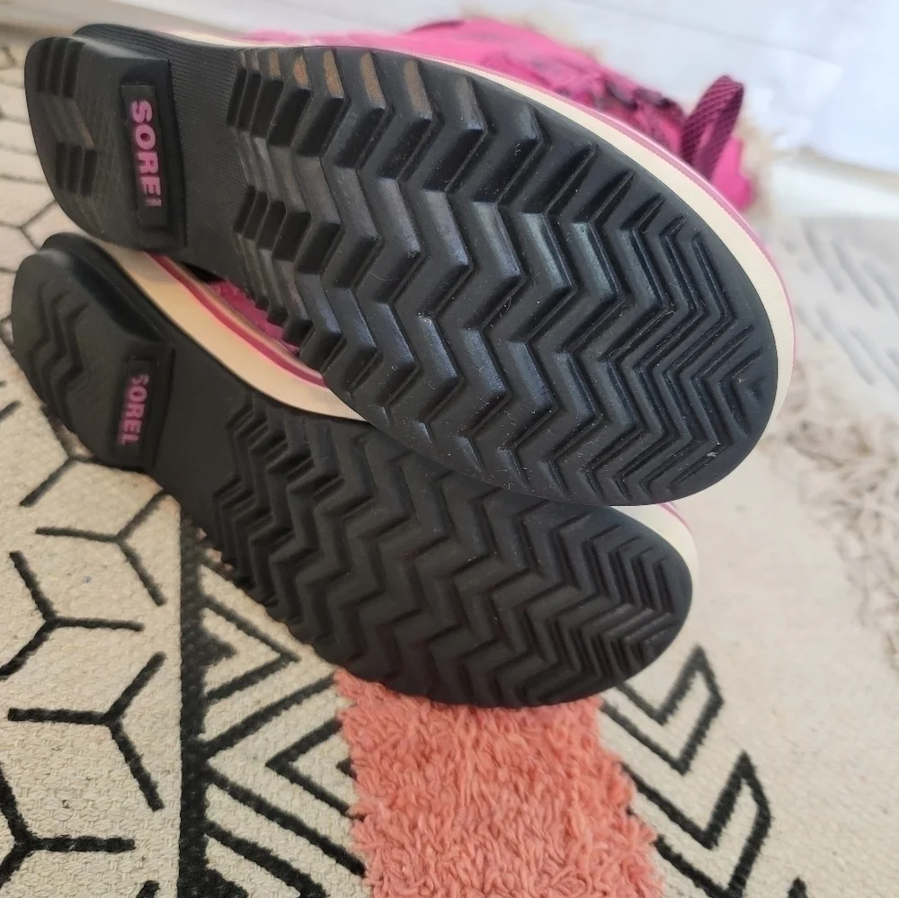 SOREL TOFINO PINK CAMO WATERPROOF SNOW BOOTS, SZ 3